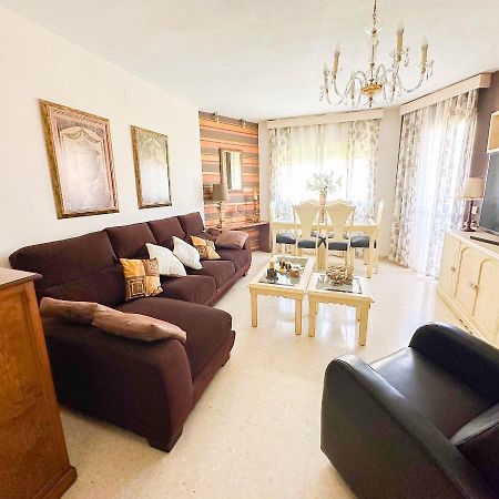Apartament Catalina - Close To The Beach Estepona Exterior photo